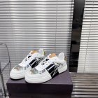 Valentino Women's Shoes 905