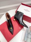 Valentino Women's Shoes 545
