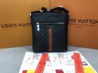 Gucci High Quality Handbags 176
