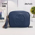 Gucci Normal Quality Handbags 497