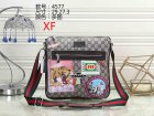 Gucci Normal Quality Handbags 327